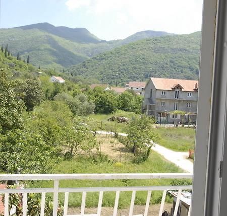 Apartments Dosljak تيفات المظهر الخارجي الصورة