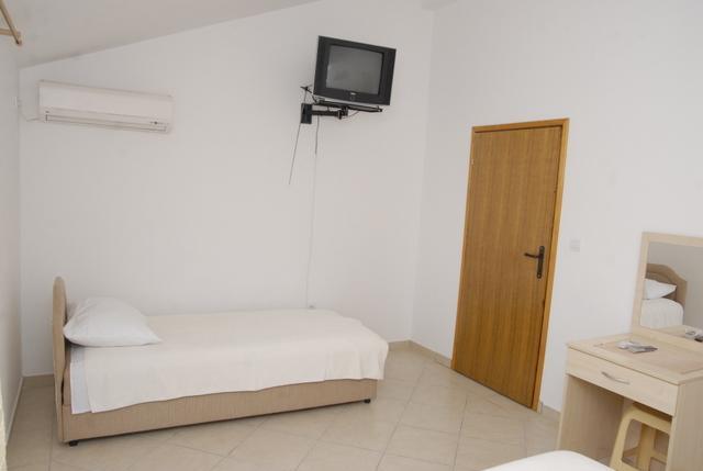 Apartments Dosljak تيفات المظهر الخارجي الصورة