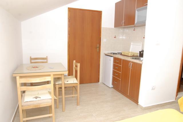 Apartments Dosljak تيفات المظهر الخارجي الصورة
